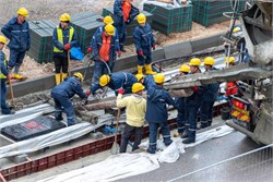 Government Approves Pay Increases for Construction Workers